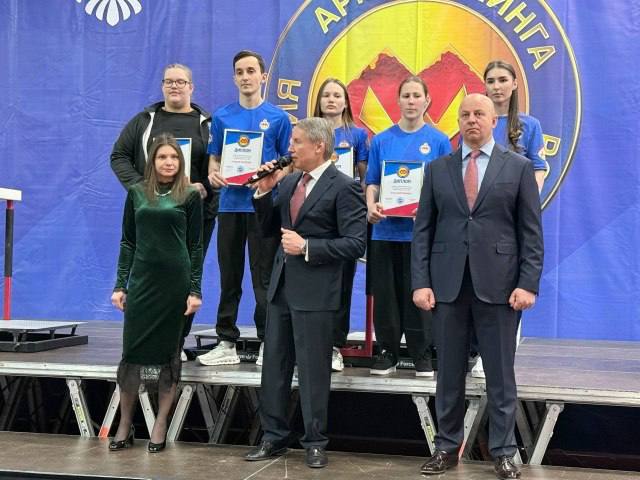 Калужские рукоборцы привезли медали с первенства России Калужские рукоборцы привезли медали с первенства России