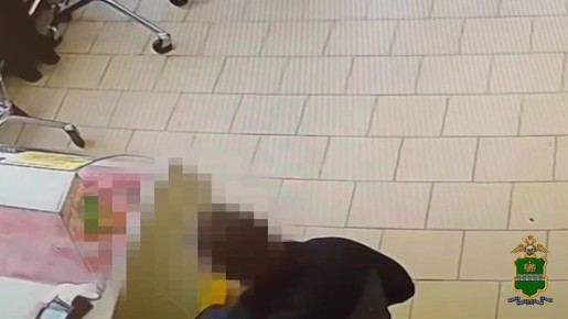 В Калуге полицейскими установлен местный житель, подозреваемый в хищении денежных средств из магазина