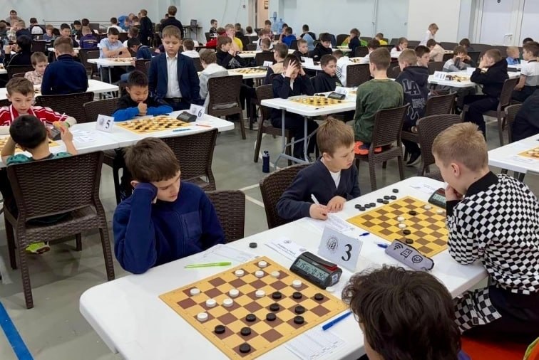 Калужанин выиграл «бронзу» первенства России по шашкам