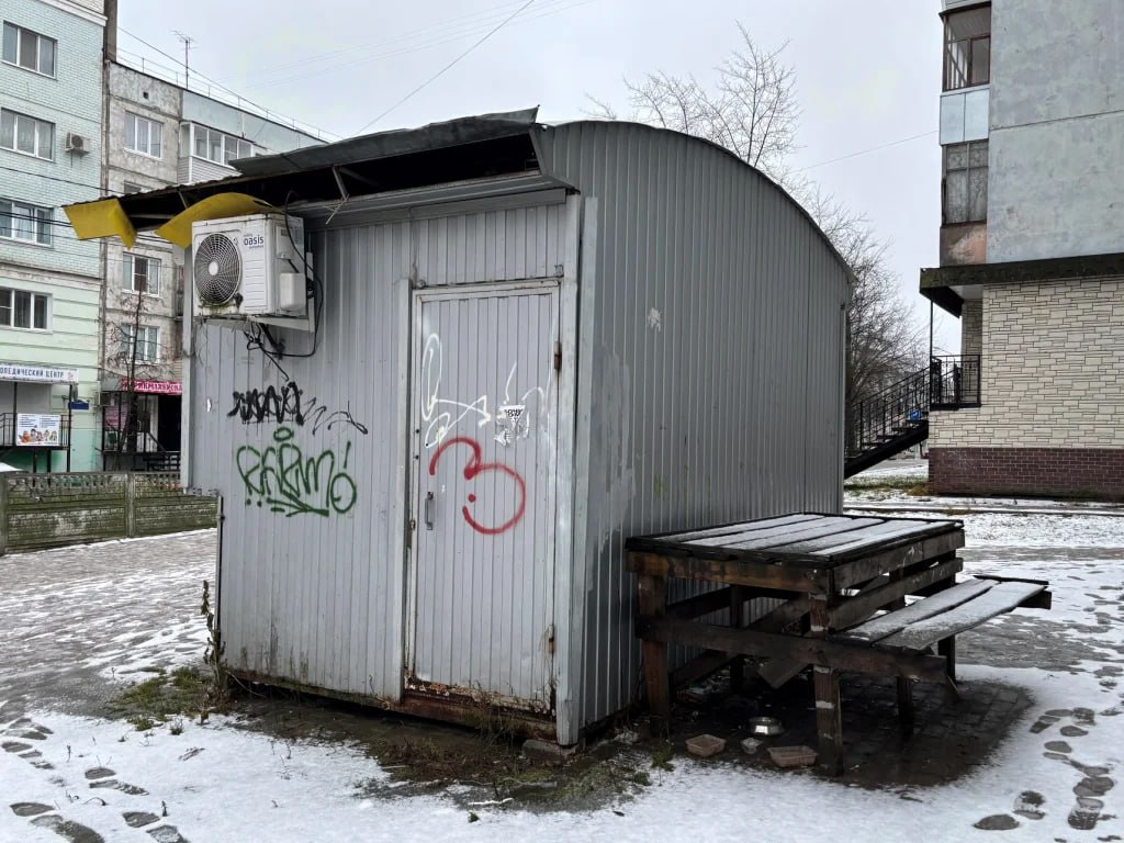 В Калуге владельцев обязали снести гаражи, киоски и ограждения