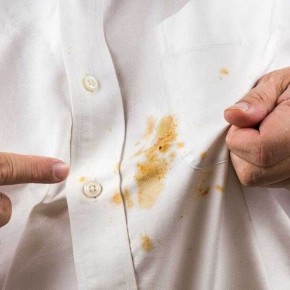 Как эффективно избавиться от масляных пятен на одежде