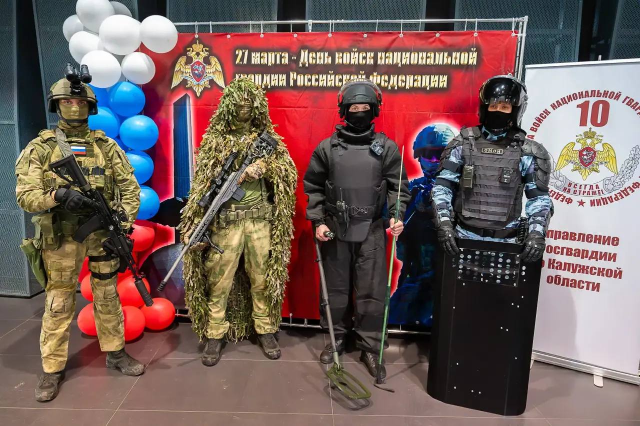 «Всегда на страже» - девиз росгвардейцев «Всегда на страже» - девиз росгвардейцев