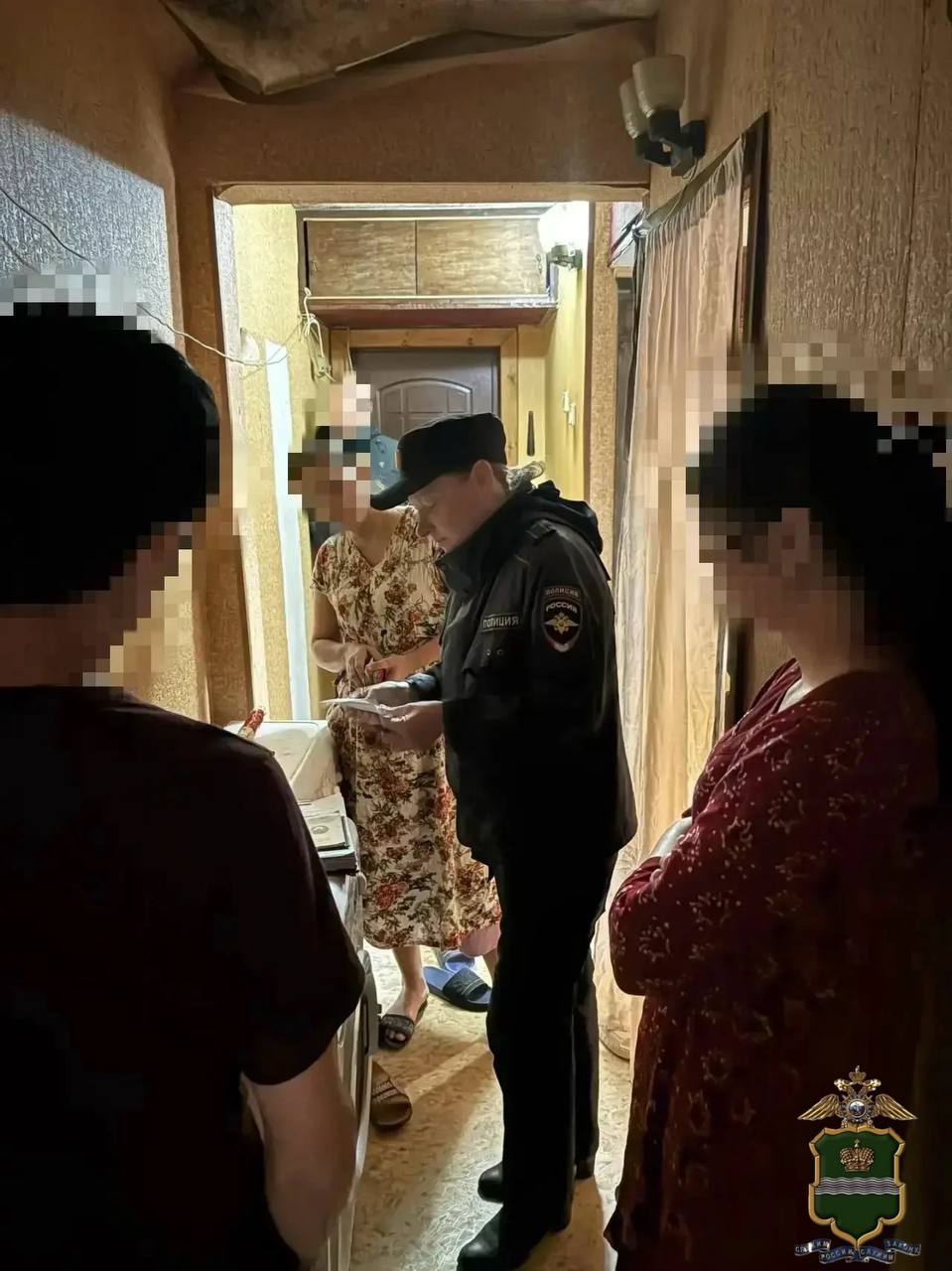 В Боровском муниципальном округе сотрудники полиции провели очередные профилактические мероприятия, направленные на соблюдение миграционного законодательства