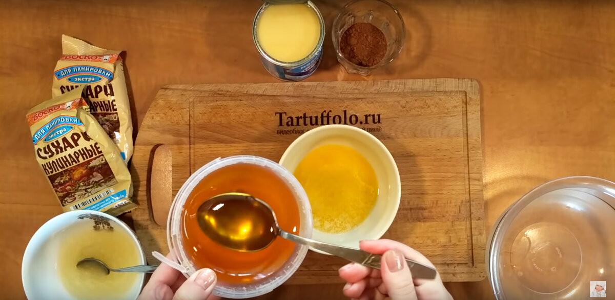 Нежный медовик без выпечки: легко и вкусно