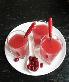 Необычный десерт: яблочно-кизиловый кисель