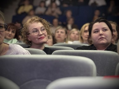 В Калуге состоялся семинар для педагогов и родителей на тему деструктивного поведения молодежи