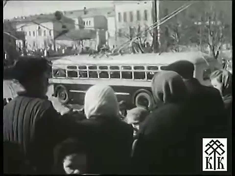 30 марта 1956 года в Калуге состоялся пуск первых троллейбусов