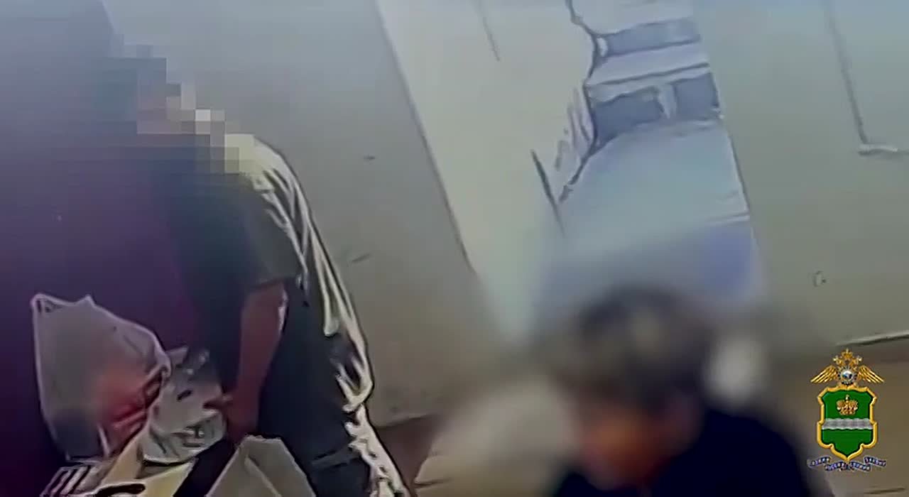 Калужанин украл игровую приставку из ПВЗ