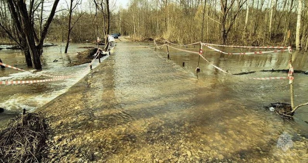 В Калужской области подтоплена еще одна дорога
