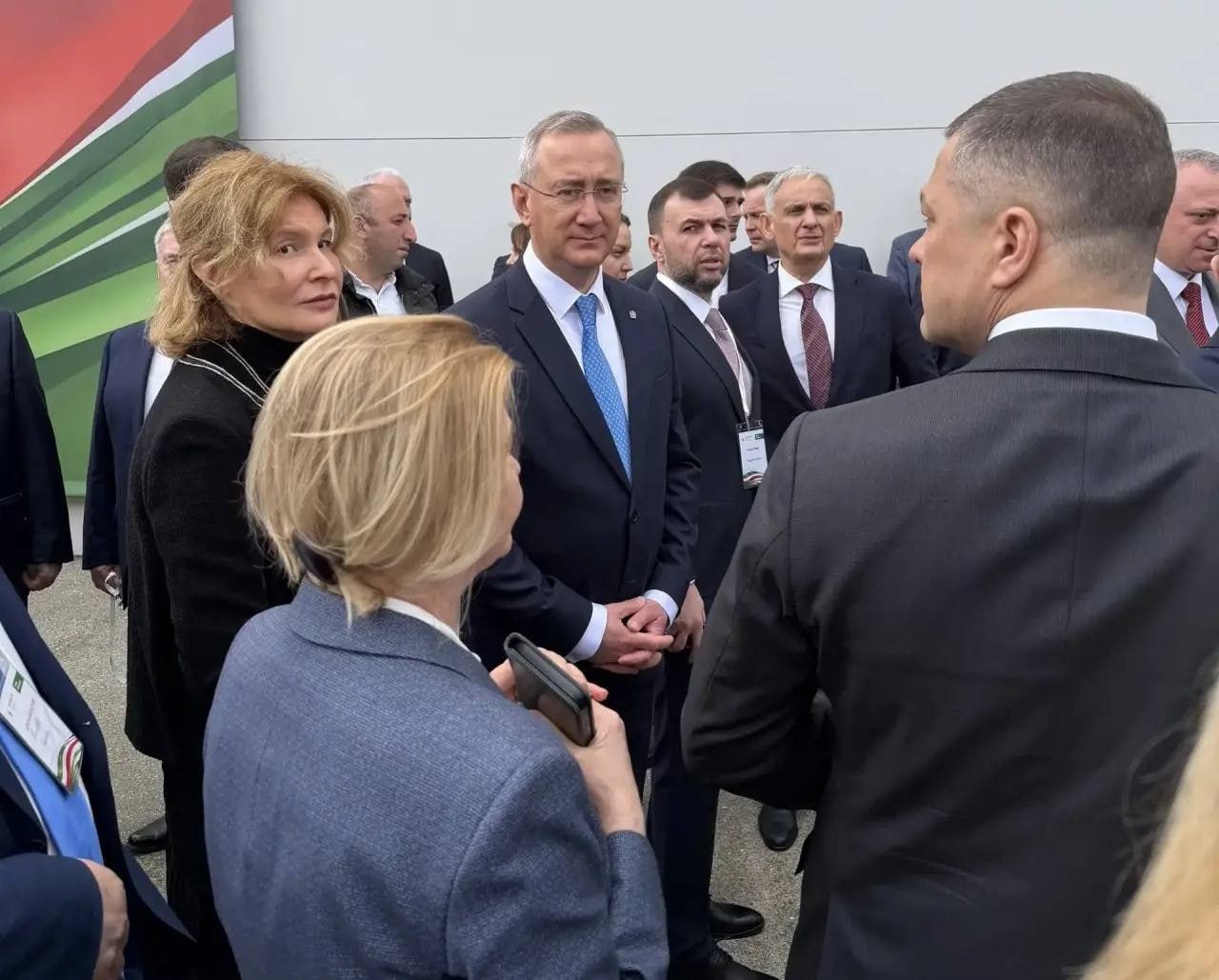 Владислав Шапша провел рабочую встречу с Президентом Республики Абхазии Бадрой Гунбой Владислав Шапша провел рабочую встречу с Президентом Республики Абхазии Бадрой Гунбой