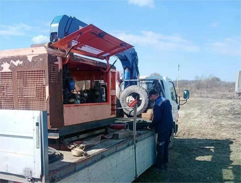 В Думиничском районе специалисты провели плановую очистку водопроводных сетей