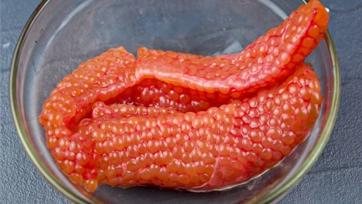 Простой способ засолить икру горбуши всего за 15 минут