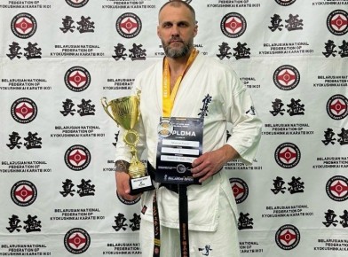 Калужский каратист привёз серебро с международных соревнований в Минске