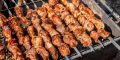 Секреты грузинского шашлыка: как правильно мариновать мясо и выбрать идеальные куски
