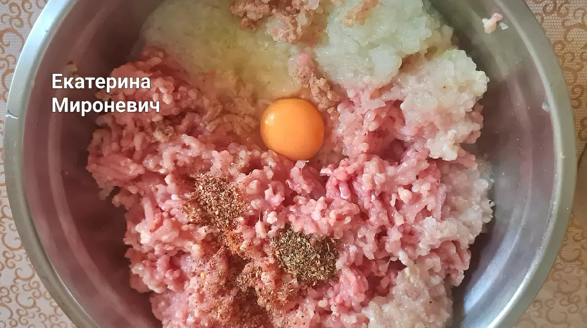 Нежные котлеты с грибами под сырной корочкой
