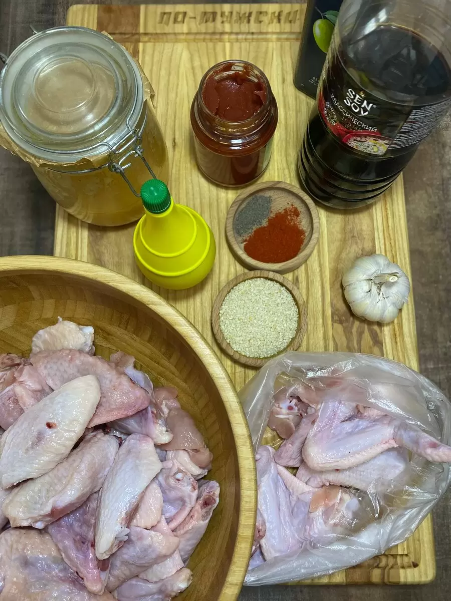 Пикантные куриные крылышки с медовым маринадом