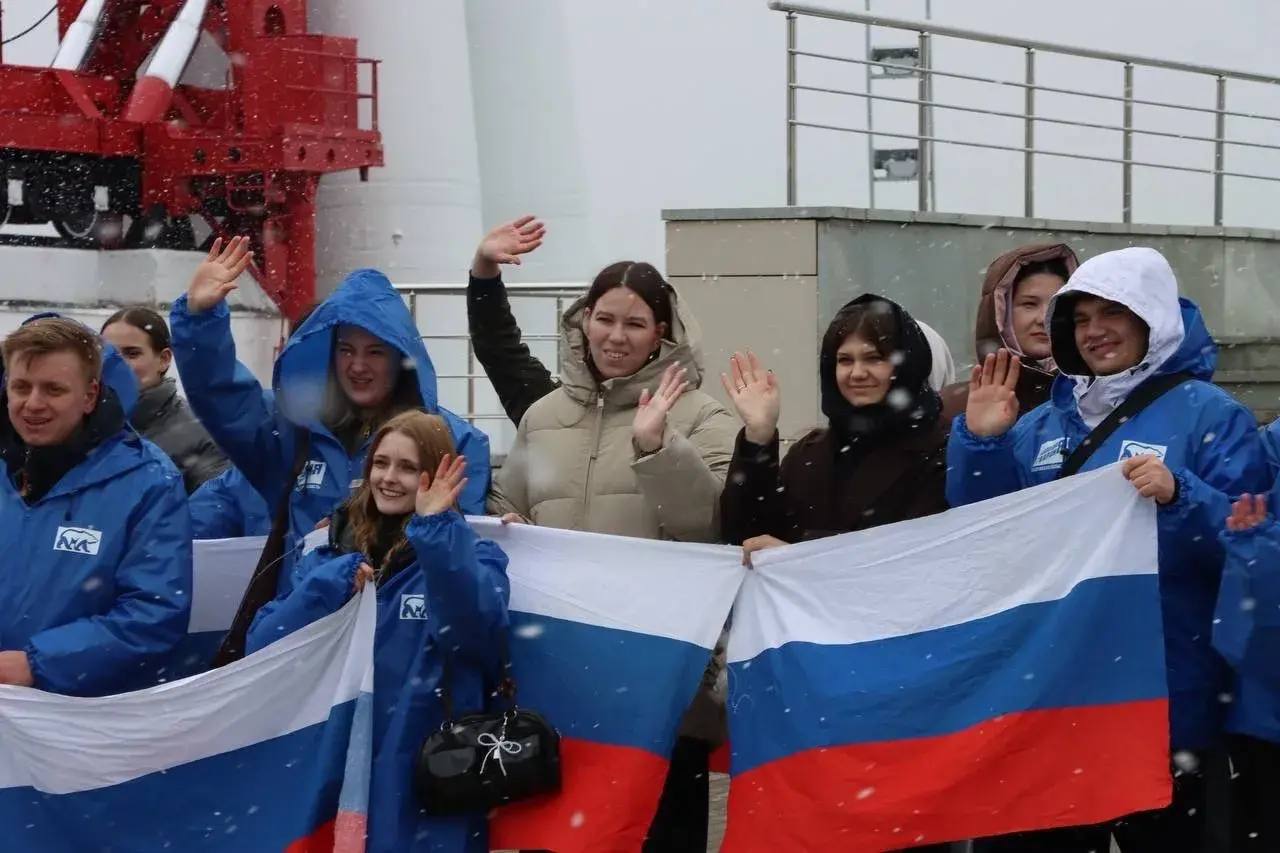 В Калуге прошёл патриотический митинг ко Дню космонавтики В Калуге прошёл патриотический митинг ко Дню космонавтики