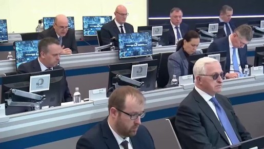 ��������� �����: ������� ����������� � ������, ���� �� ����������� ��� ��������� � ��� ��������� ���� � ������ �������� �� �������������� ������, ������� ������ ������������ ������������� �� ������ ��������