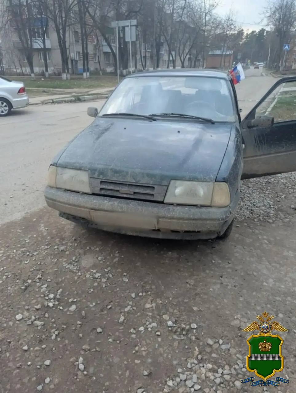 В Жуковском районе сотрудники полиции оперативно раскрыли кражу автомобиля местного жителя В Жуковском районе сотрудники полиции оперативно раскрыли кражу автомобиля местного жителя