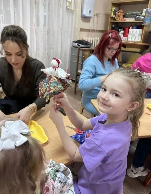 Юные калужане знакомятся с культурой народов России Юные калужане знакомятся с культурой народов России