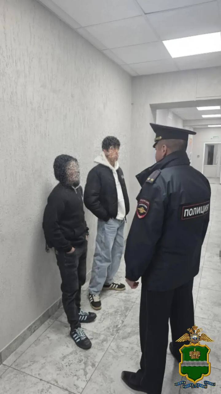 В Жуковском районе сотрудники полиции оперативно раскрыли кражу автомобиля местного жителя В Жуковском районе сотрудники полиции оперативно раскрыли кражу автомобиля местного жителя