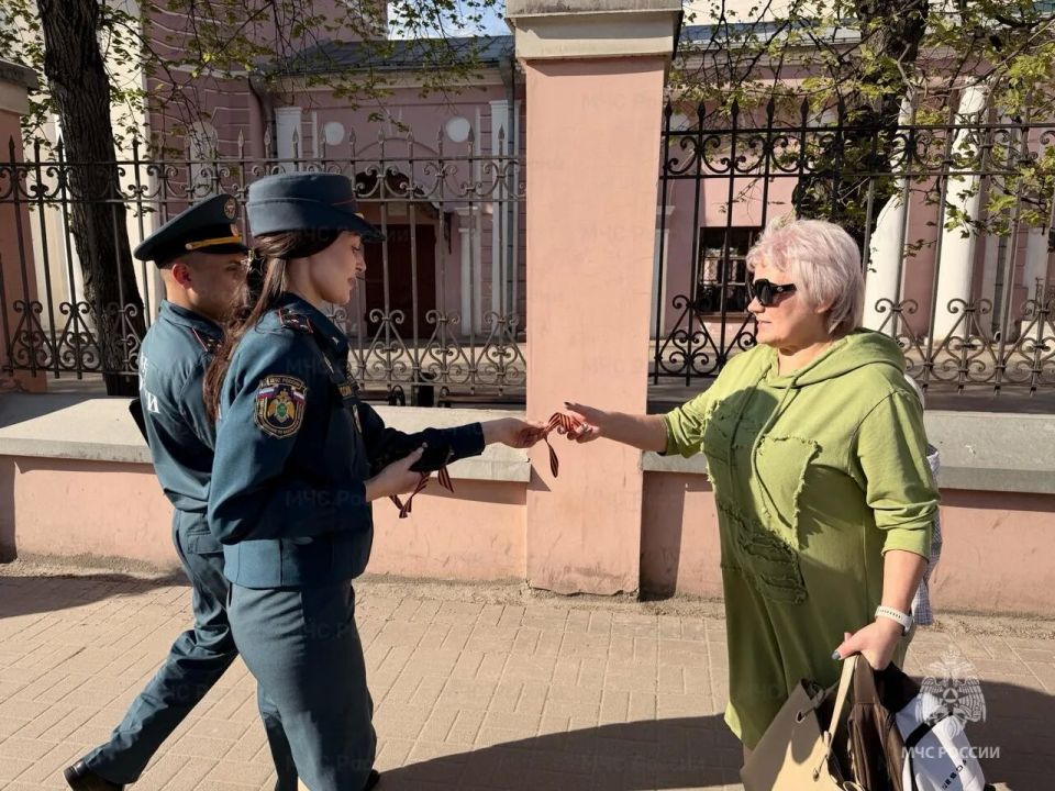 Молодежь Главного управления чтит память героев Молодежь Главного управления чтит память героев