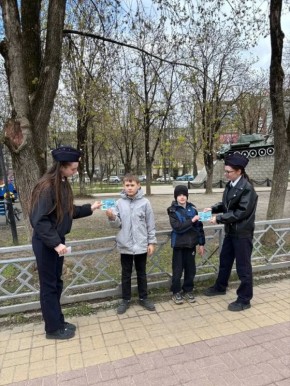 Юные инспекторы движения Калуги напомнили о правилах использования СИМ