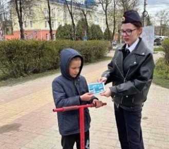 Калужским пользователям самокатов снова напомнили о ПДД