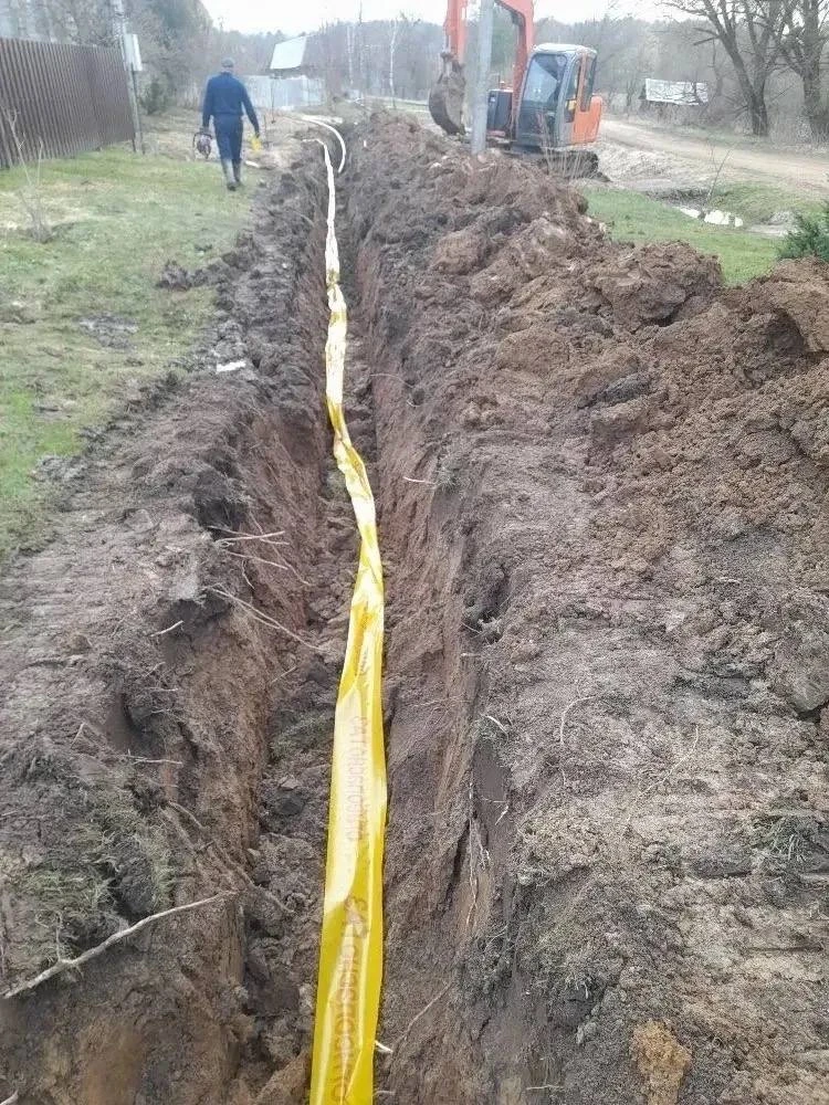 В калужской деревне строят газопровод