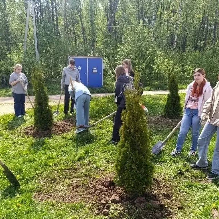 Калуга приняла участие в акции "Сад Памяти" Калуга приняла участие в акции "Сад Памяти"