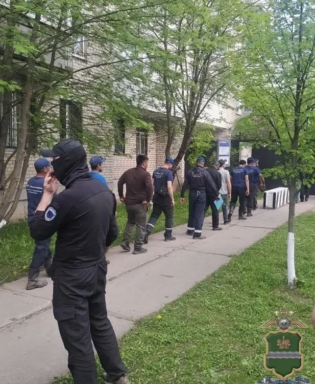 Правоохранители в целях выявления и пресечения незаконной миграции и нарушения общественного порядка провели очередные профилактические мероприятия на территории Боровского муниципального округа