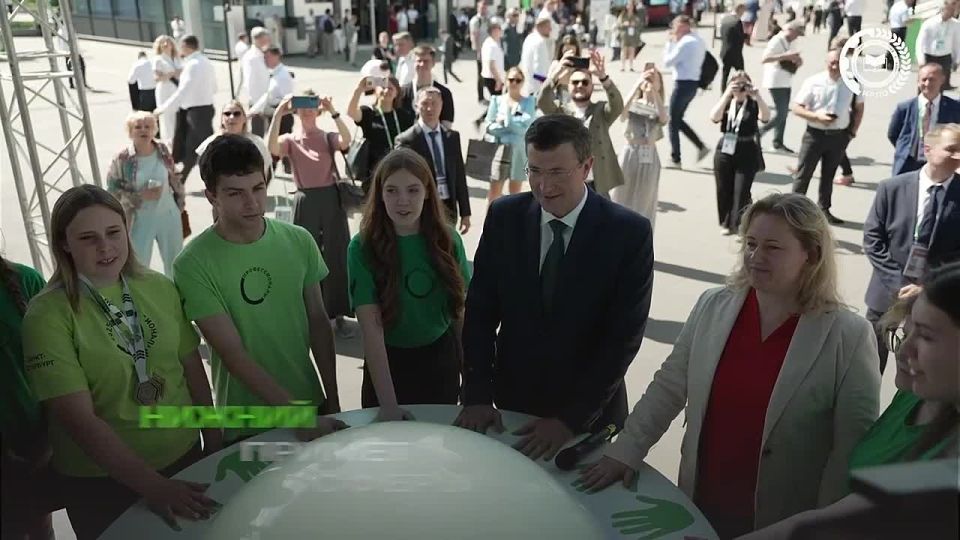 Вперёд, к победе, «Профессионалы»!