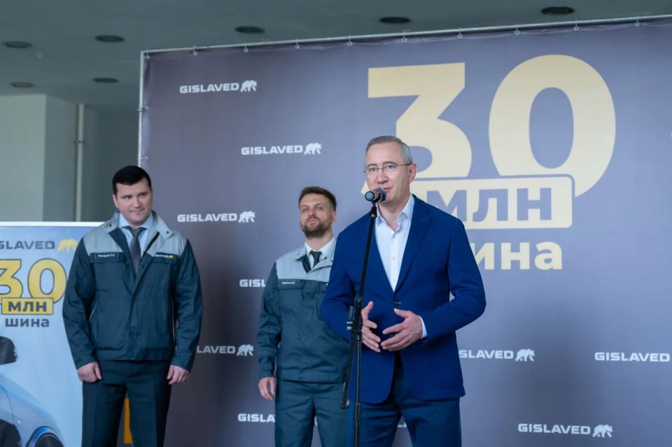 Владислав Шапша: Имена Евгения Иванова и Дмитрия Минина войдут в историю калужского завода Gislaved Владислав Шапша: Имена Евгения Иванова и Дмитрия Минина войдут в историю калужского завода Gislaved