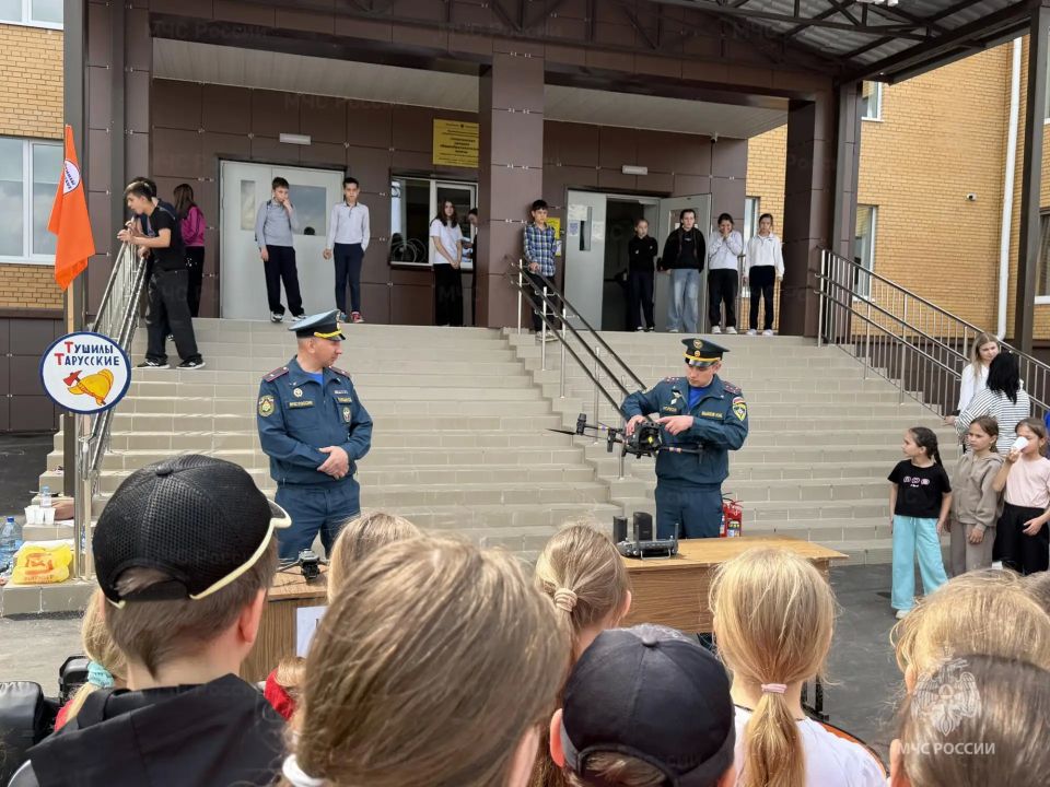 Праздник юных талантов – соревнования «Юный пожарный» Праздник юных талантов – соревнования «Юный пожарный»