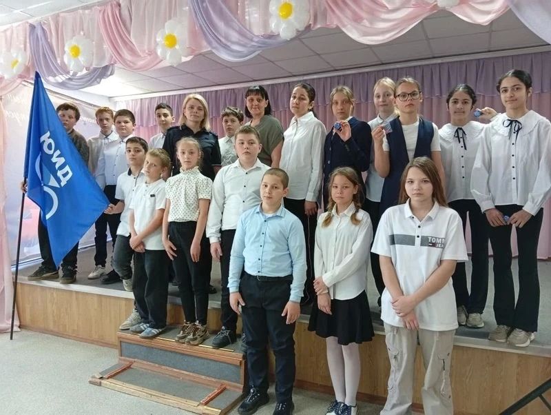 В Калуге состоялось посвящение школьников в отряд юных инспекторов движения «Факел» В Калуге состоялось посвящение школьников в отряд юных инспекторов движения «Факел»