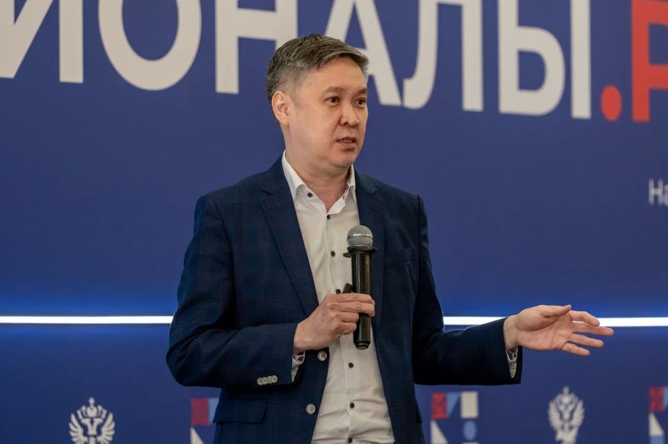 Завершилась обучающая программа VII Всероссийского форума «Профессионалы.РФ» Завершилась обучающая программа VII Всероссийского форума «Профессионалы.РФ»