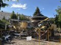 Падение короля. Кафе «Бургер Кинг» на Театральной площади в процессе сноса