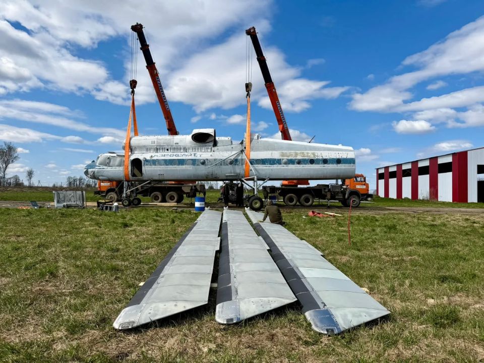 Калужский авиапарк передаст вертолет-кран тюменскому музею Калужский авиапарк передаст вертолет-кран тюменскому музею