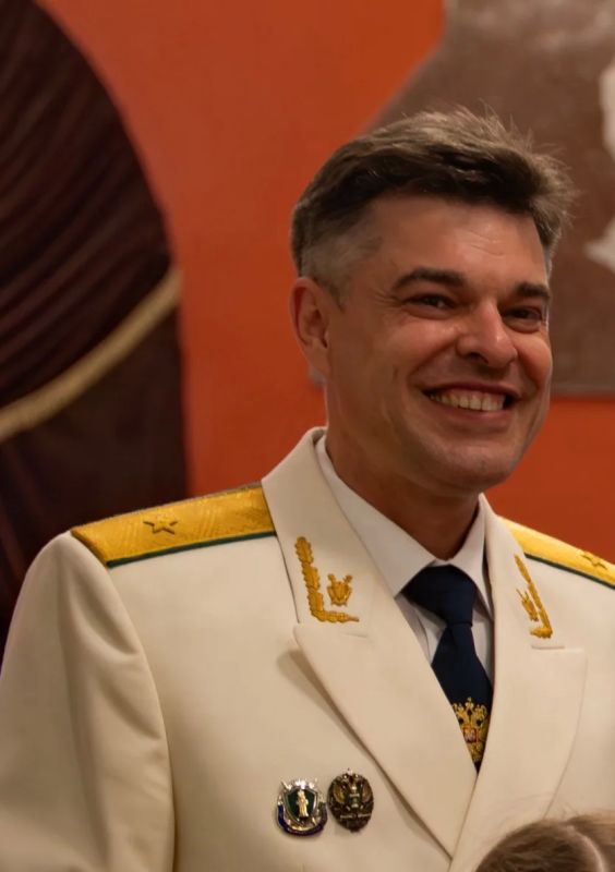 Детей поздравили организаторы фестиваля: Губернатор Калужской области Шапша В.В., Митрополит Калужский и Боровский Климент, прокурор области Жиляков К.Ю., а также генерал армии, почетный гражданин Калужской области Исаков... Детей поздравили организаторы фестиваля: Губернатор Калужской области Шапша В.В., Митрополит Калужский и Боровский Климент, прокурор области Жиляков К.Ю., а также генерал армии, почетный гражданин Калужской области Исаков...