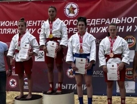 Спортсмены региона привезли две "бронзы" чемпионата ЦФО по пляжному самбо