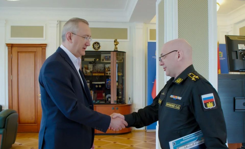 Владислав Шапша: Рабочая встреча с начальником учебного центра ВУНЦ ВМФ «Военно-морская академия имени Л.Г. Кузнецова» Сергеем Пироженко