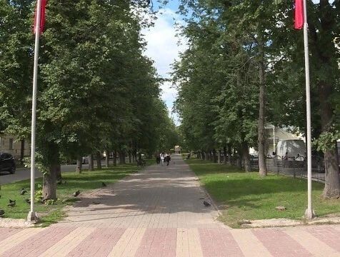 На улице Чичерина в Калуге обустроят бульвар и заглублённые парковки