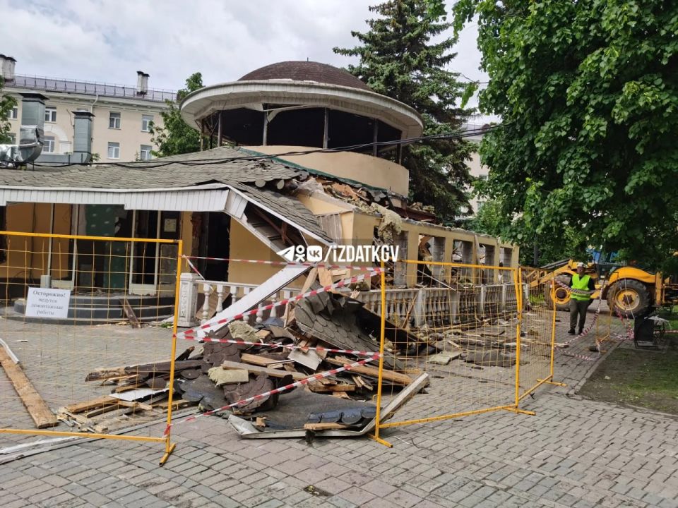 Что появится на месте «Бургер Кинга» на Театральной площади в Калуге?