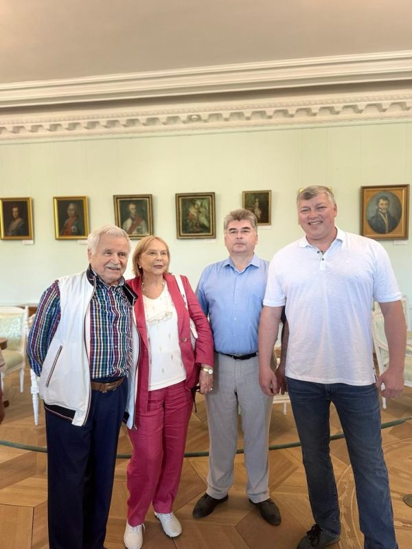 Пушкинский праздник прошел в Полотняном Заводе Пушкинский праздник прошел в Полотняном Заводе