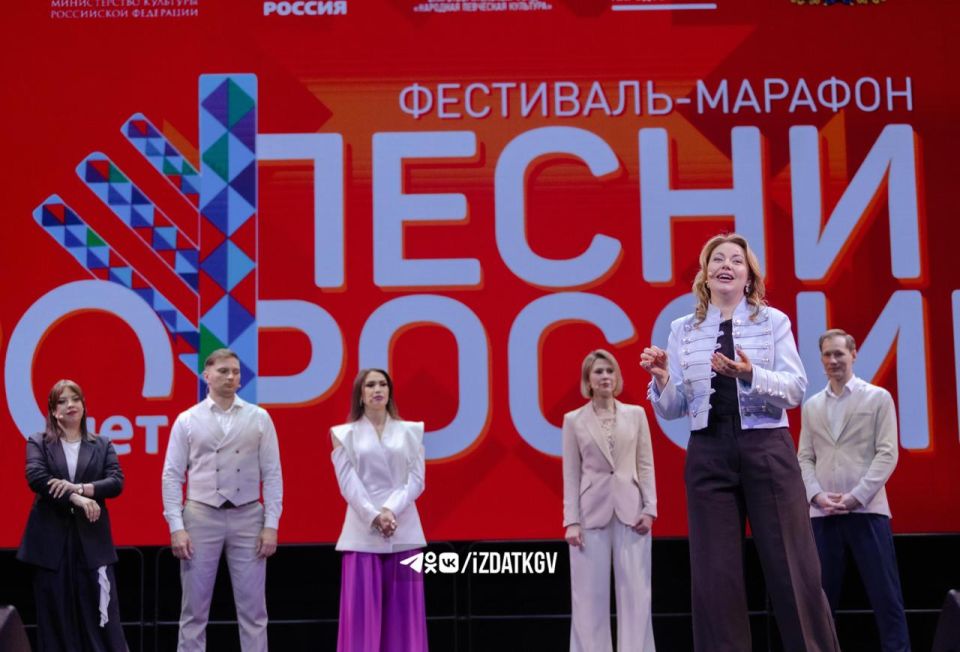 Надежда Бабкина провела в Калуге мастер-класс по народному вокалу Надежда Бабкина провела в Калуге мастер-класс по народному вокалу