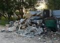В деревне Тереховское крупные отходы лежат на мусорной площадке уже месяц