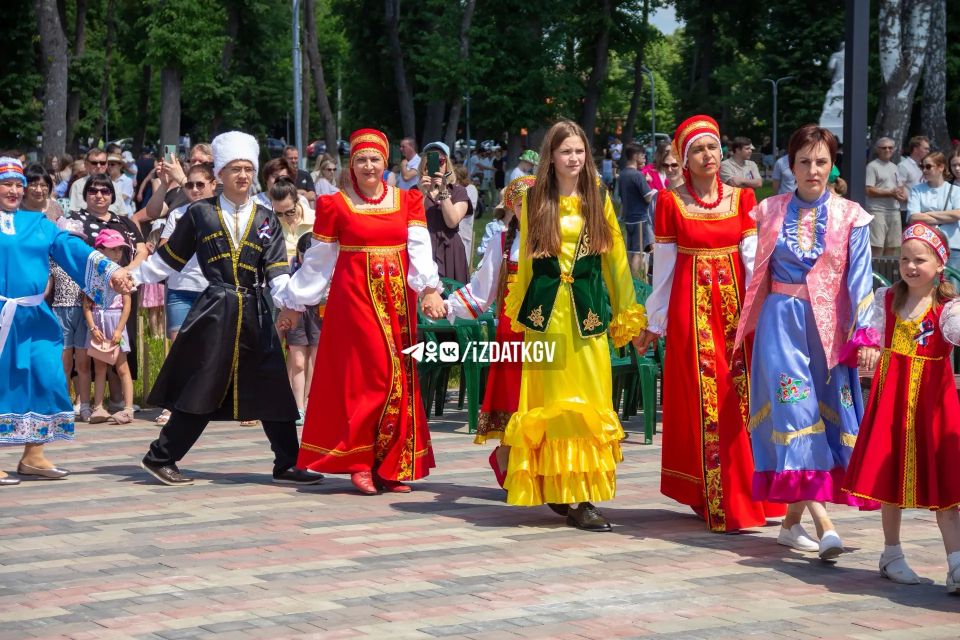 Новую набережную открыли в Жиздре Новую набережную открыли в Жиздре