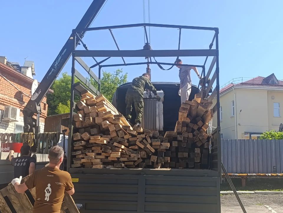Калужская стоматология доставила в зону СВО оптоволокно, плоттер и медикаменты Калужская стоматология доставила в зону СВО оптоволокно, плоттер и медикаменты