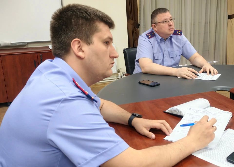 Руководитель следственного управления встретился с жителями Калуги, пострадавшими от недобросовестного застройщика Руководитель следственного управления встретился с жителями Калуги, пострадавшими от недобросовестного застройщика