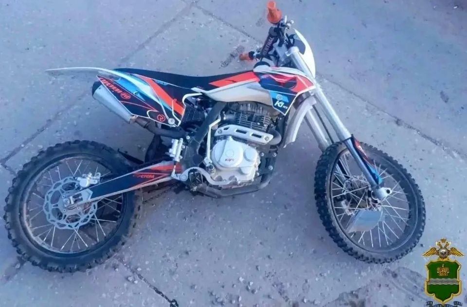 В Калужской области автомобиль сбил 14-летнего мотоциклиста